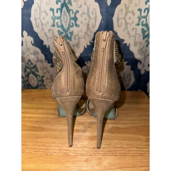 Betsey Johnson Bedazzled Ankle Strap Heels, Size 8.5 - Picture 3 of 8